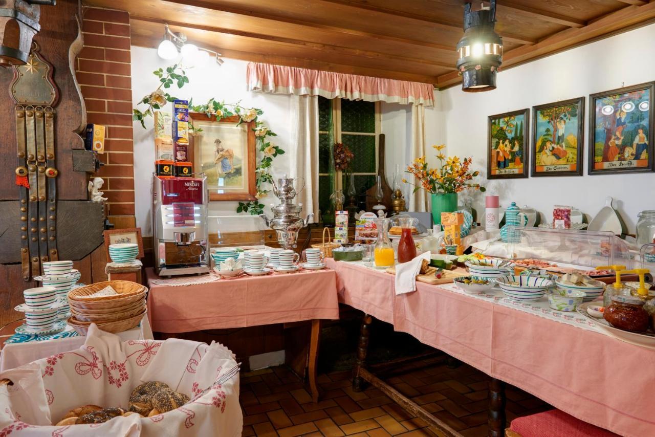 Gasthof Hametner Mit Innviertlerhof Mit Direktem Zugang Zur Therme Mediterrana Durch Unseren Garten! Бад-Халль Экстерьер фото