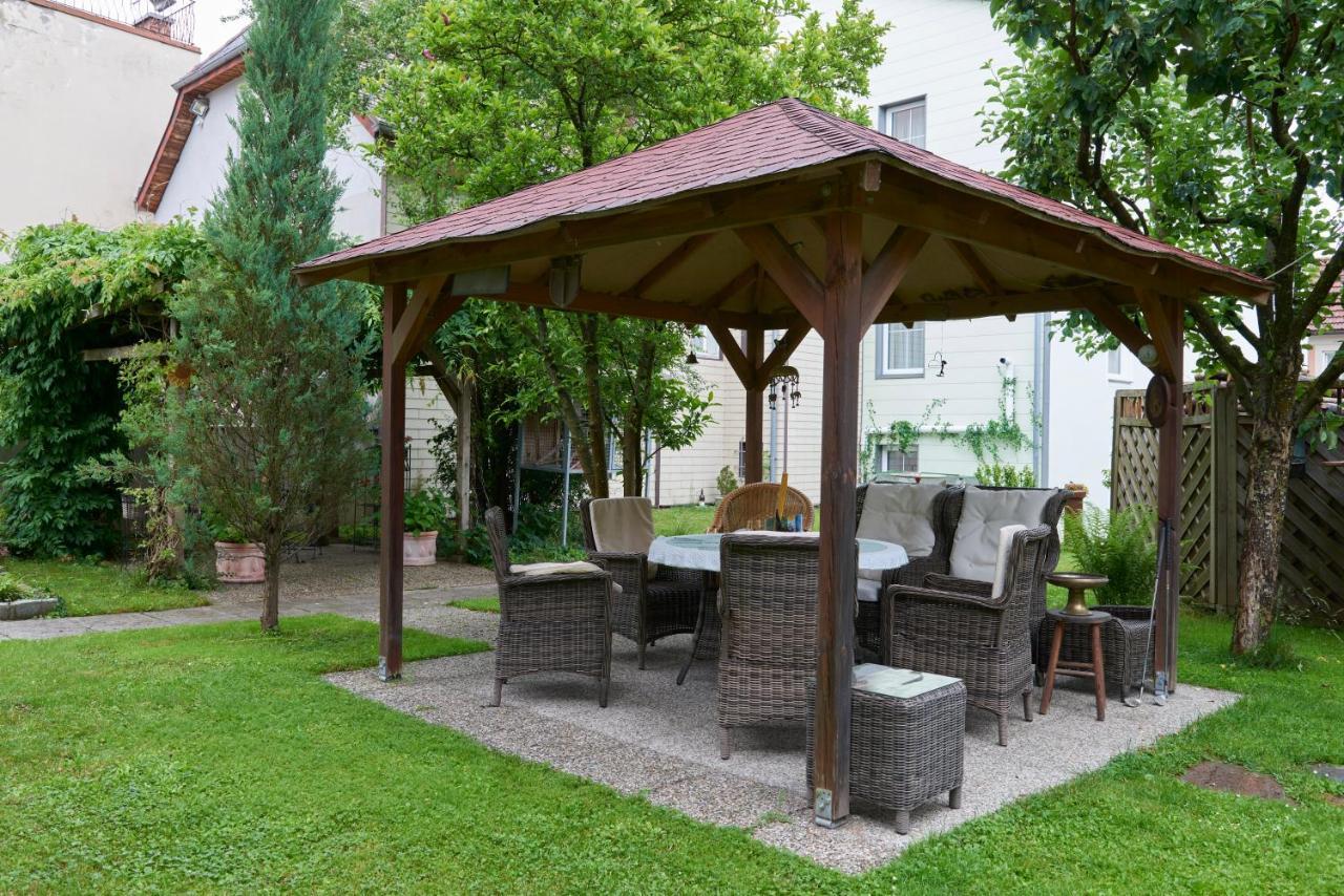 Gasthof Hametner Mit Innviertlerhof Mit Direktem Zugang Zur Therme Mediterrana Durch Unseren Garten! Бад-Халль Экстерьер фото