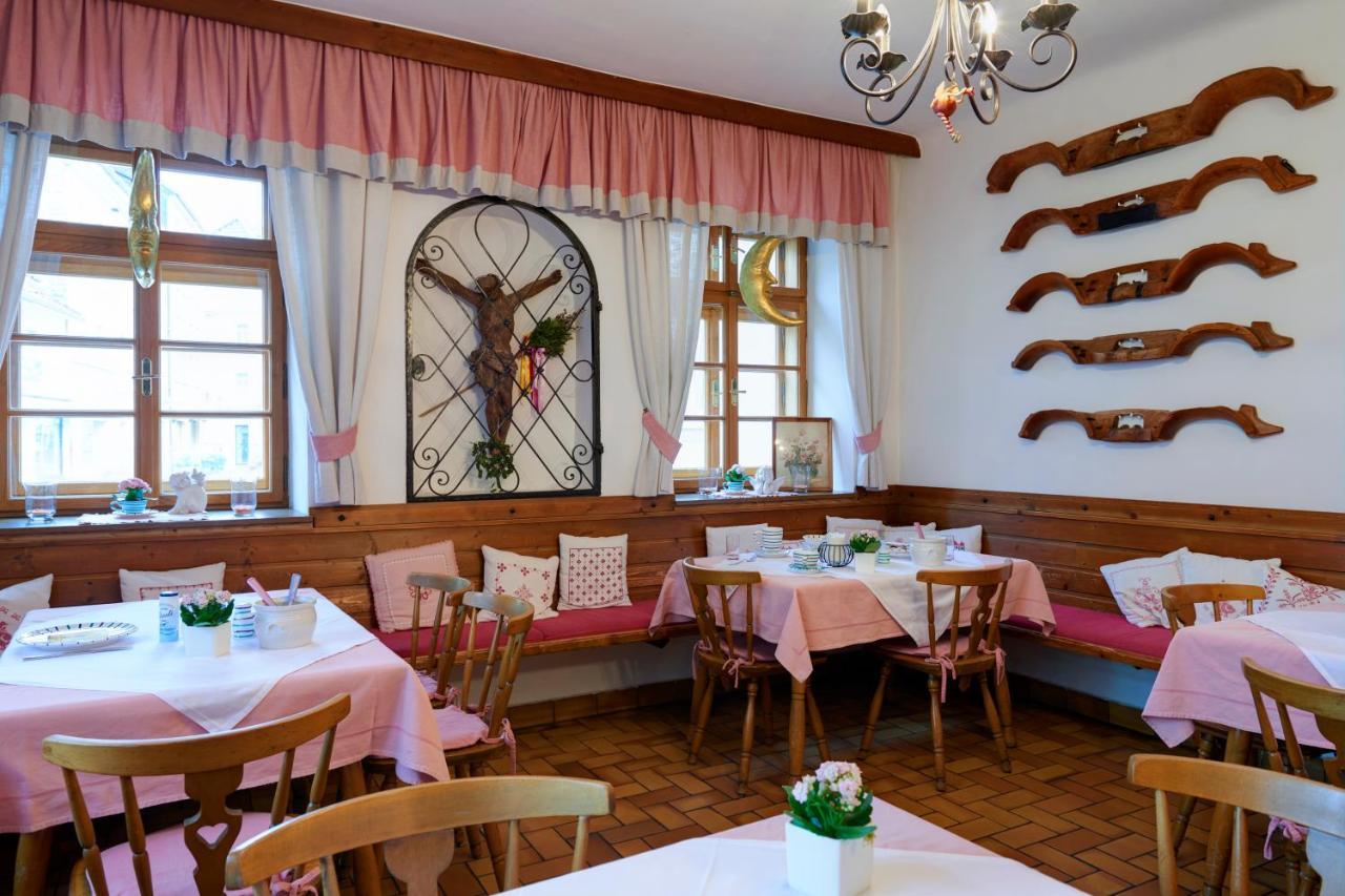 Gasthof Hametner Mit Innviertlerhof Mit Direktem Zugang Zur Therme Mediterrana Durch Unseren Garten! Бад-Халль Экстерьер фото