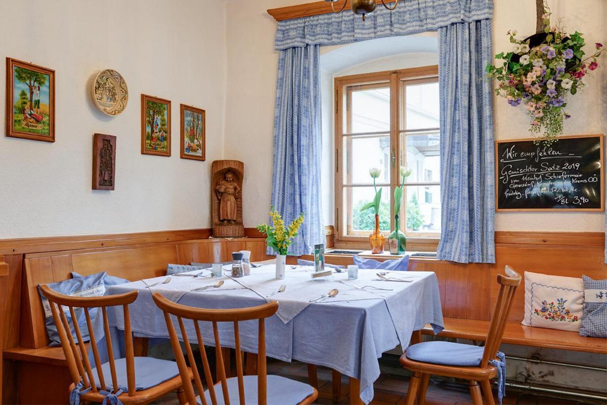 Gasthof Hametner Mit Innviertlerhof Mit Direktem Zugang Zur Therme Mediterrana Durch Unseren Garten! Бад-Халль Экстерьер фото